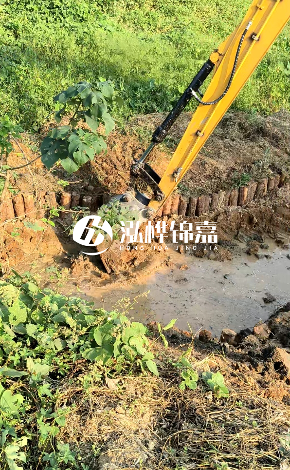 德州河道清淤專(zhuān)業(yè)施工-打完松木樁后為何需要立即清理淤泥？